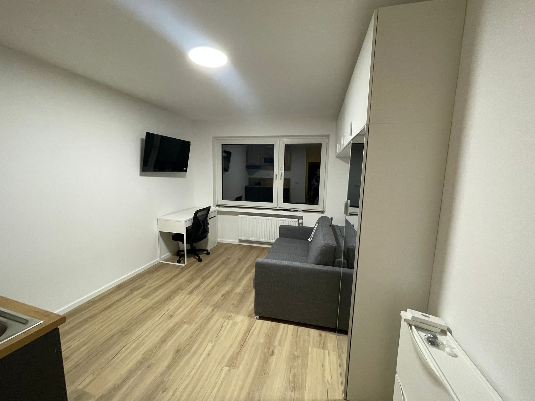 Wohnen in zentraler Lage: Modernes Appartement mit All-Inklusiv-Miete in Köln-Ehrenfeld